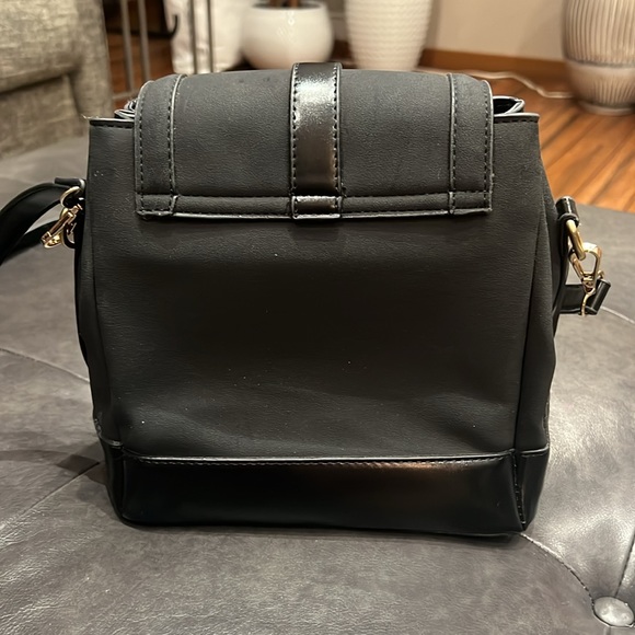 Black Crossbody Bag with buckle detail - Picture 5 of 10